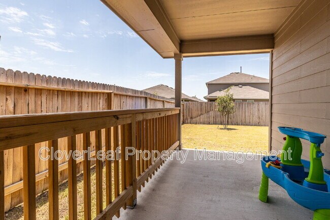 Building Photo - 6819 Whisper Grv
