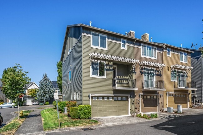 Building Photo - 16884 NW Shadow Hills Ln