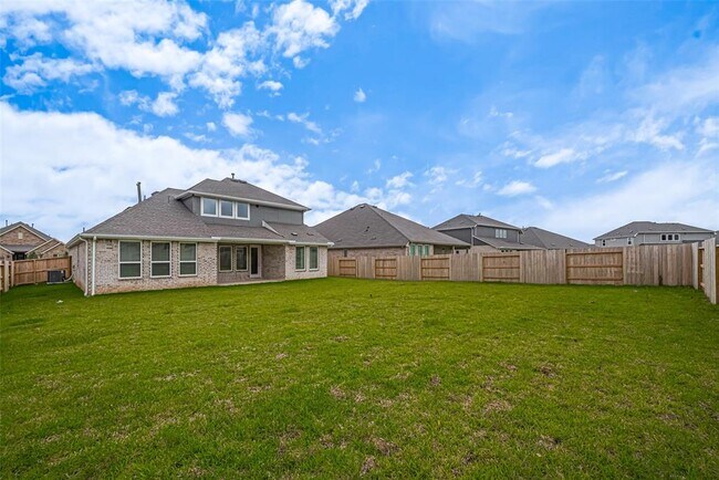 Building Photo - 2120 Toyhill Fls Ln
