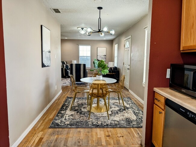 Building Photo - 109 State Ave