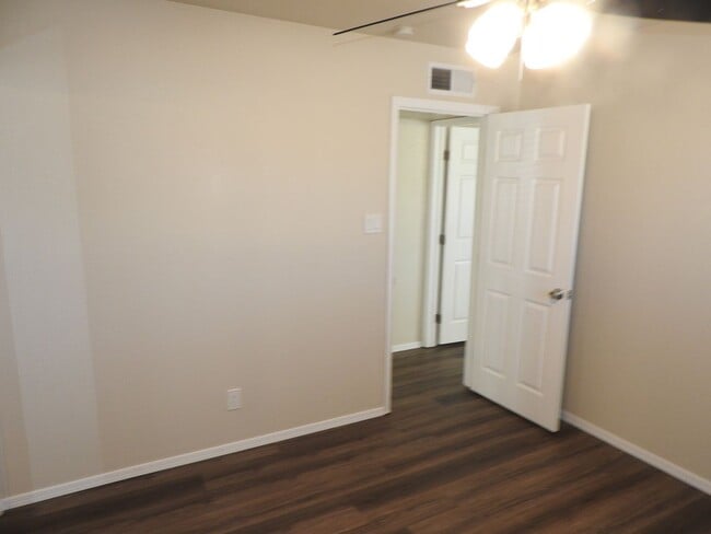 Building Photo - Corner Lot house