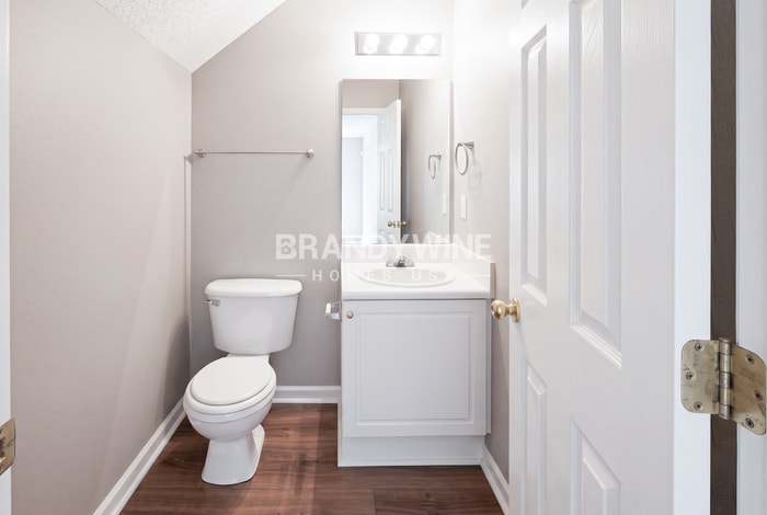 Building Photo - 168 Watercress Ct