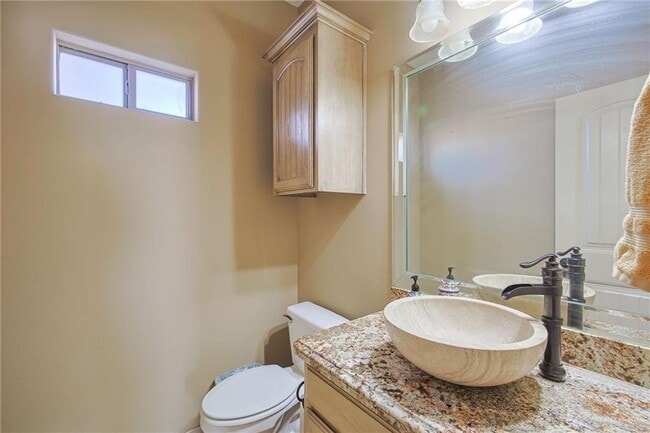 Building Photo - 30 S 48th Ln