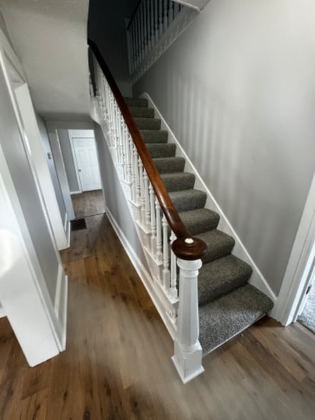 Building Photo - 4000 Glady Rd