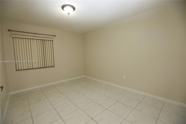 Building Photo - 14659 SW 126th Pl