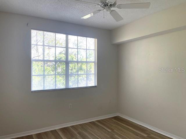Building Photo - 5600 Bentgrass Dr