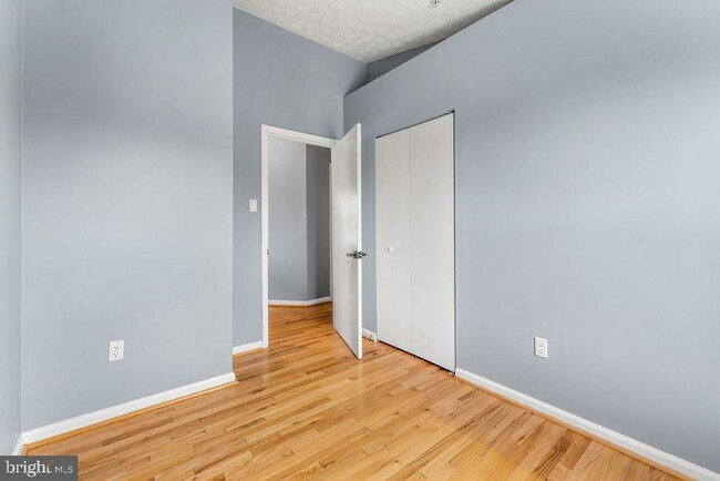 Building Photo - 7711 Cornerstone Way