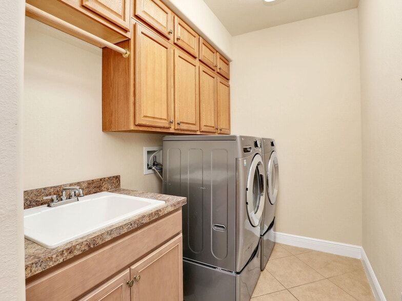 Building Photo - 19688 Casa Verde Way