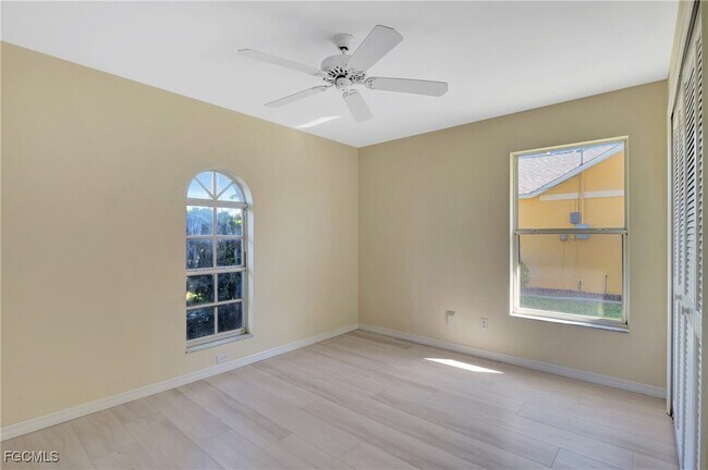 Building Photo - 2126 SW 48th Terrace