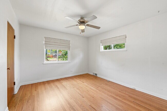Building Photo - $2,145.95 with $600 off the first month's rent, 2 Beds - 1 Bath, Single Family Home in Denver wit...