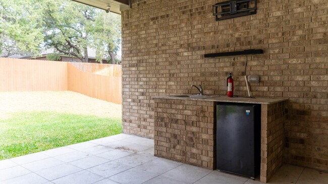 Building Photo - "Coming Soon! Spacious 4-Bed, 3-Bath Home in Killeen's Preston Hollow – 2781 Sq Ft of Comfort!"