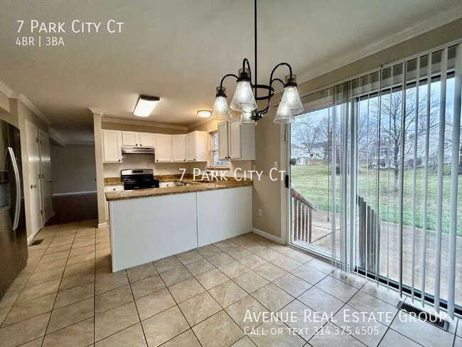 Building Photo - 7 Park City Ct