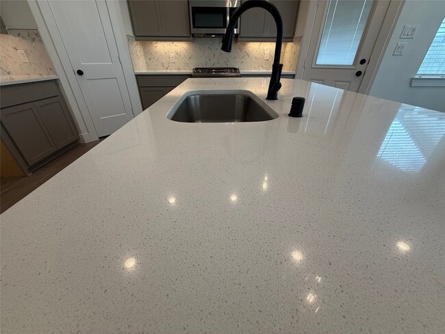 Building Photo - 12946 Rio Mariano Ln