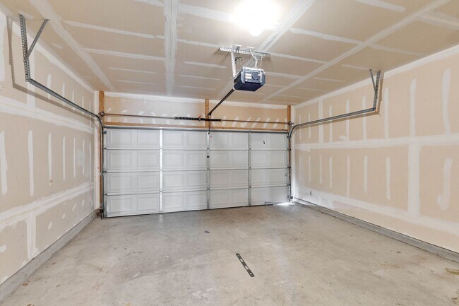 Building Photo - 14116 Harris Ridge Blvd