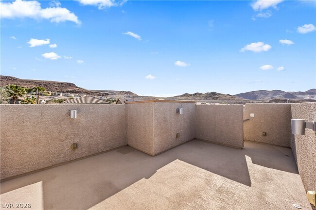 Building Photo - 12 Via Dolcetto