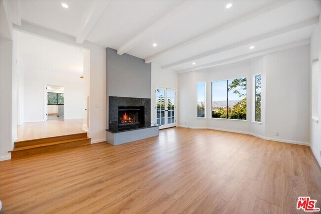 Building Photo - 3630 Roberts View Pl