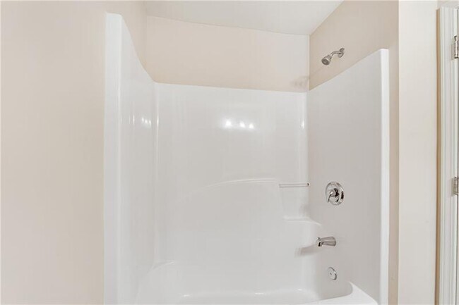 Building Photo - 2405 Sardis Chase Ct