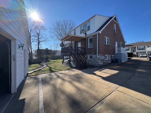 Building Photo - 9012 Eden Ave