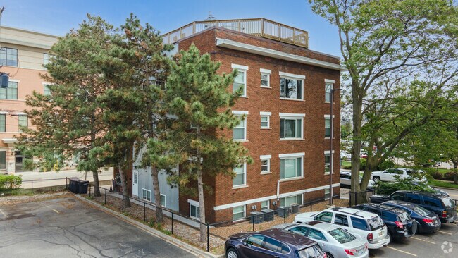 Building Photo - Cherry Street Lofts