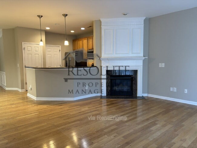 Building Photo - 7149 Racine Way