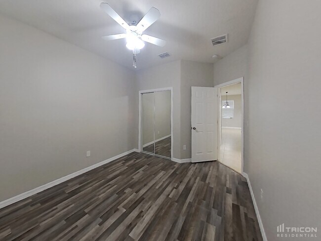 Building Photo - 5419 Dove Cottage Ln
