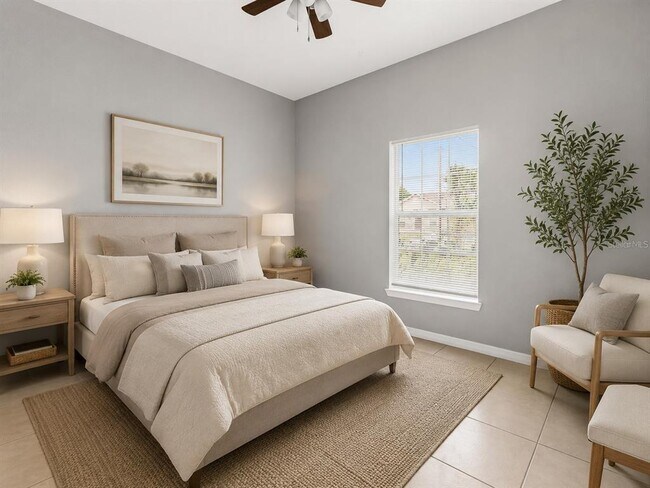 Building Photo - 677 Royalty Ct