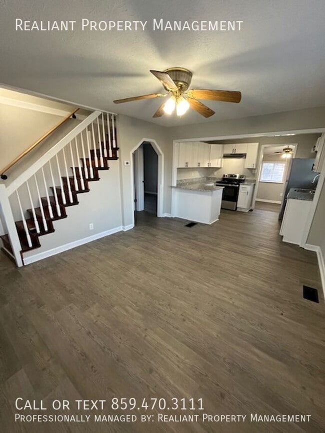 Building Photo - 400 Broadway-