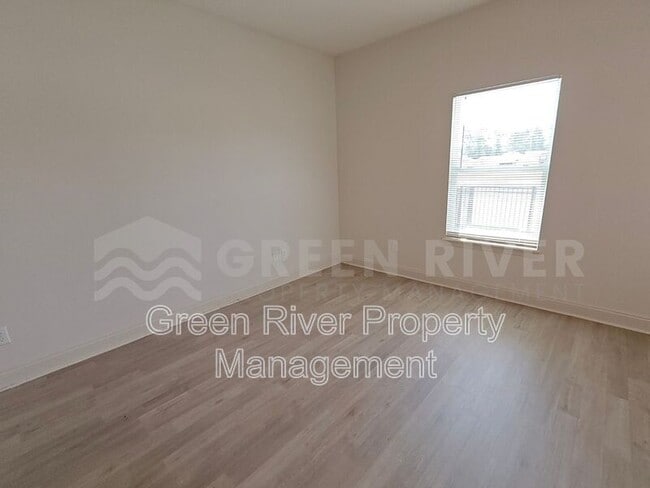 Building Photo - 3107 Zeyno Dr