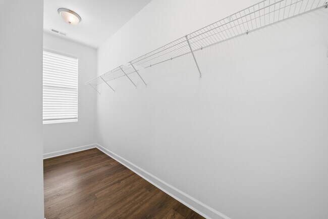 Building Photo - 4106 Pleasant Ave