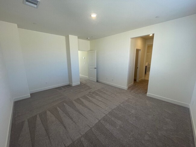 Building Photo - Brand New Lennar Home in Sparks!