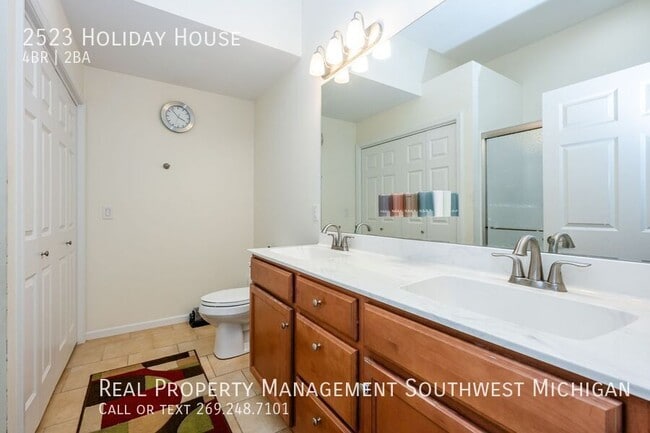 Building Photo - 2523 Holiday House Rd