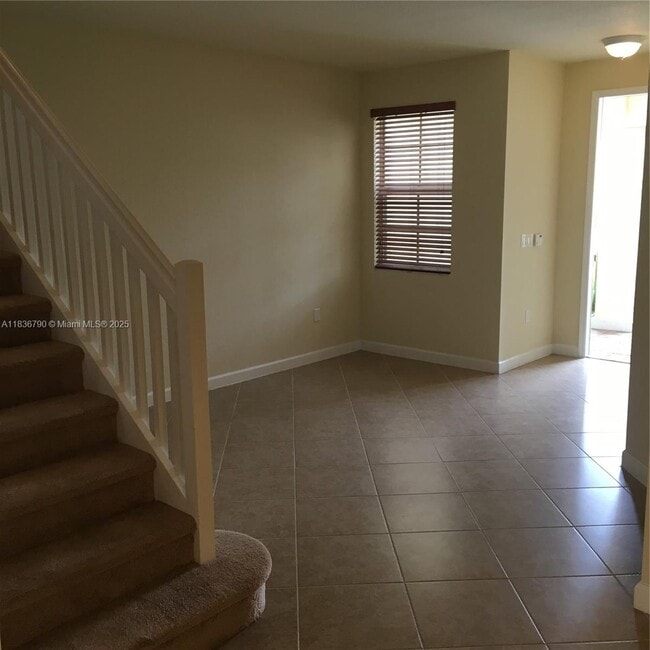 Building Photo - 12444 Emerald Creek Manor