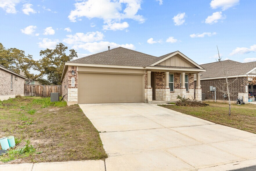 Building Photo - 15011 Maskette Ave
