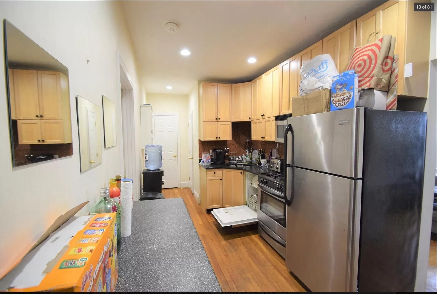 Building Photo - 73 Thatcher St