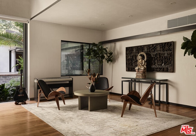 Building Photo - 2496 Mandeville Canyon Rd