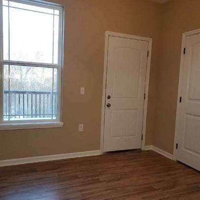 Building Photo - 809 Broad St