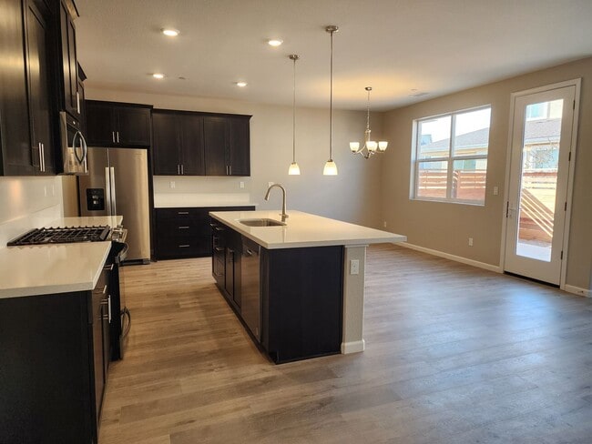 Building Photo - New Townhome in Minden for Rent