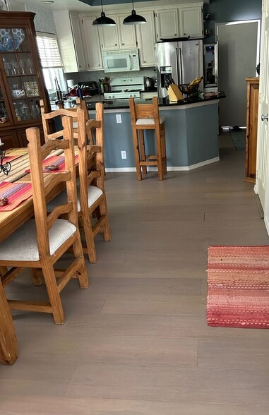 Dining Room - 1207 Manzanita Way