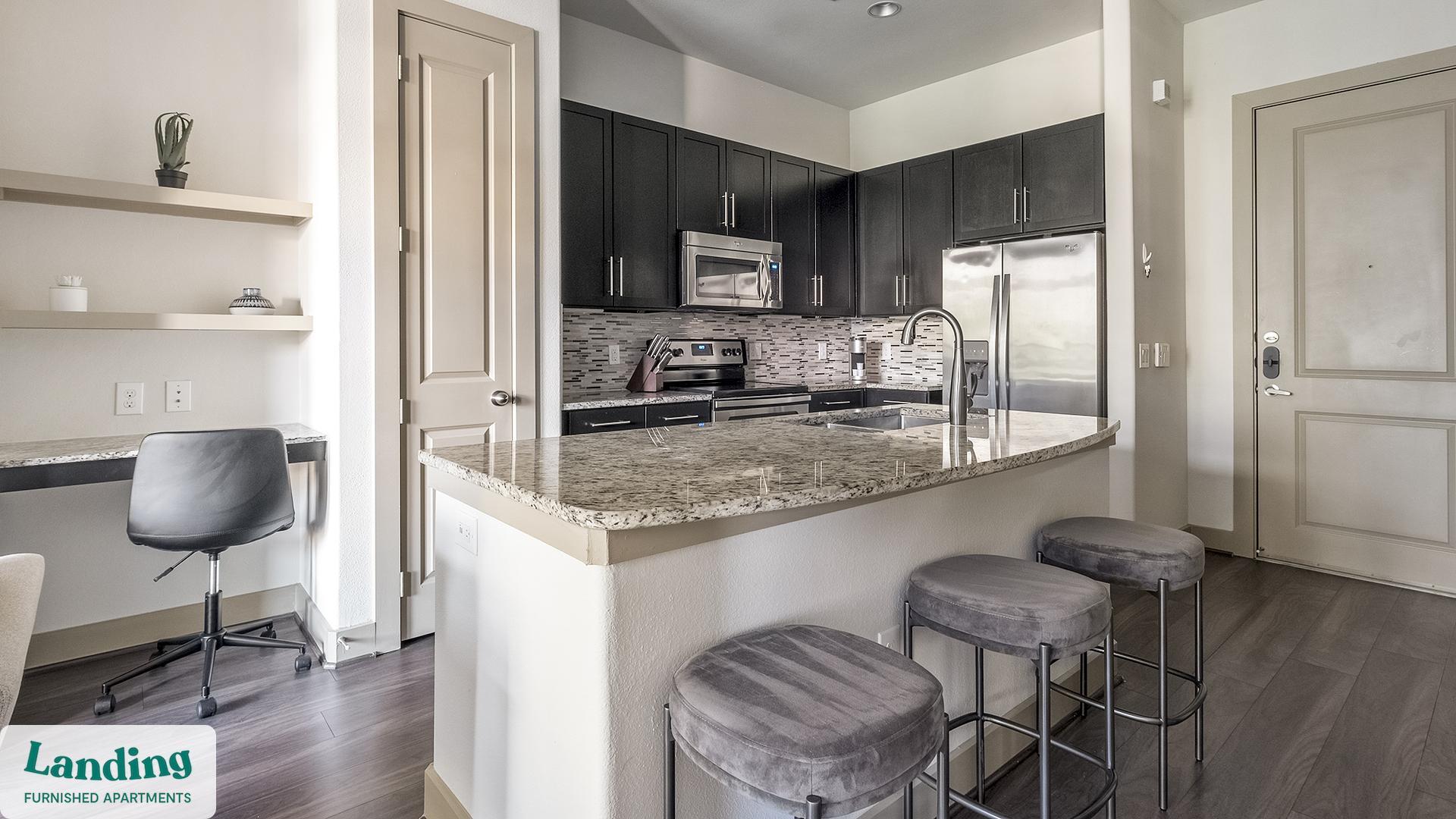 Building Photo - 2626 Fountain View Dr