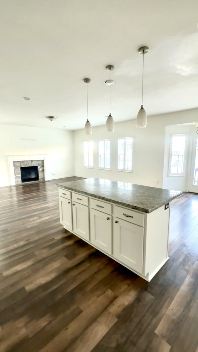 Building Photo - 169 E Ridgeline Wy