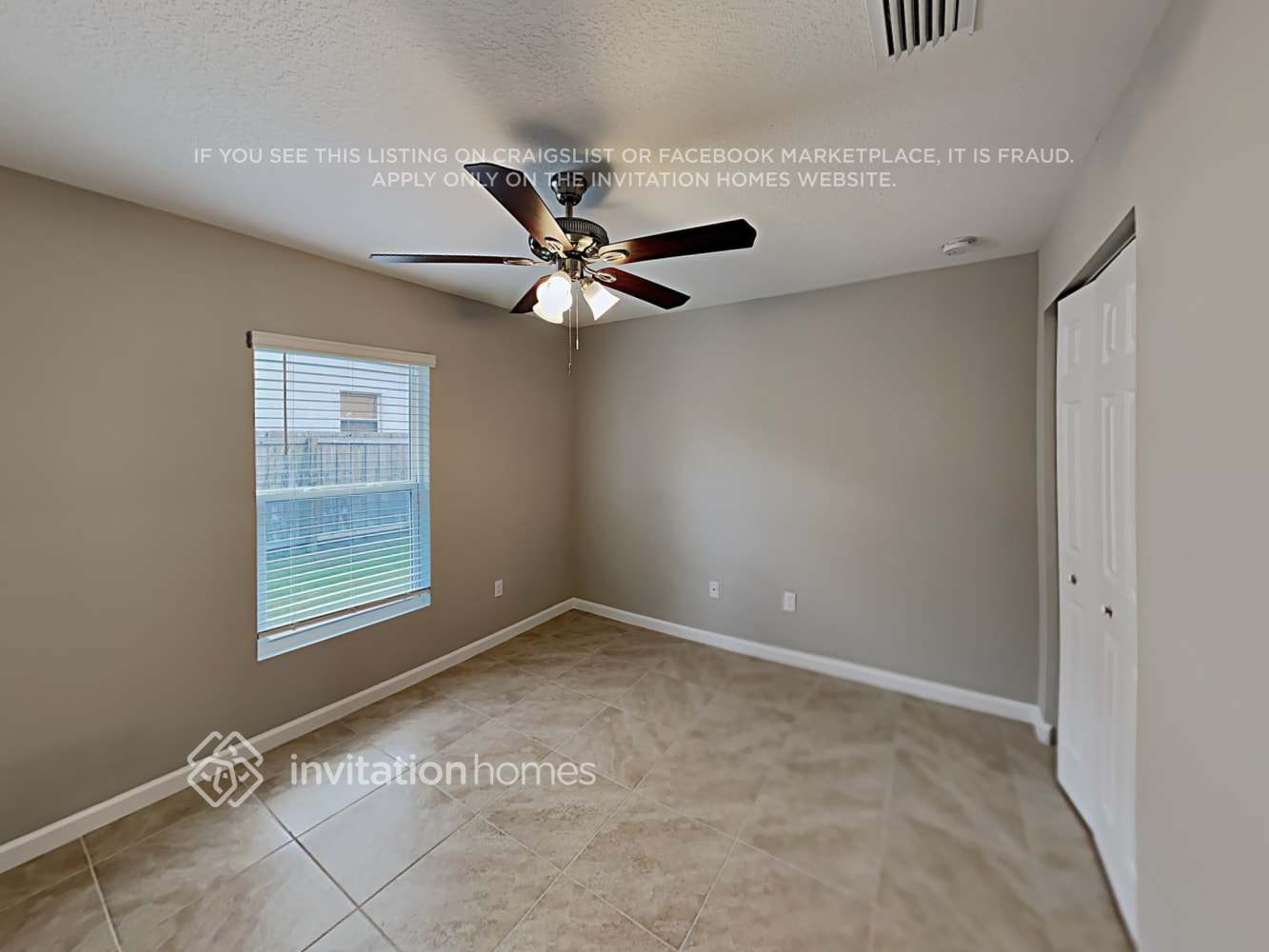 Building Photo - 1048 SW Benchor Ave