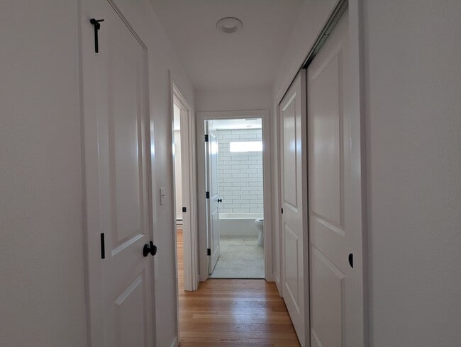 Building Photo - Stunning Remodeled Beacon Hill Home