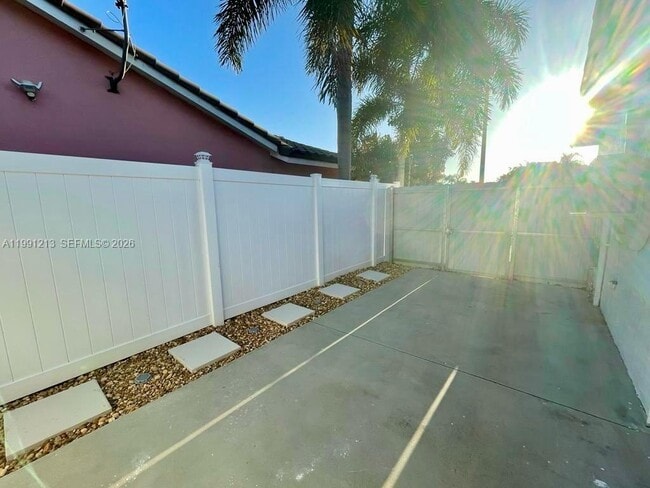 Building Photo - 9966 SW 157th St