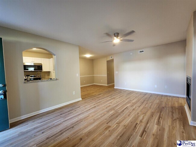 Building Photo - 1253 Vía Ponticello