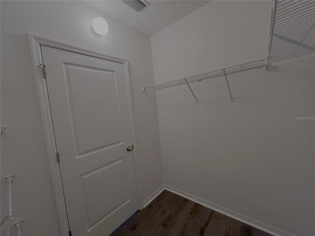 Building Photo - 5001 SW 97th Pl