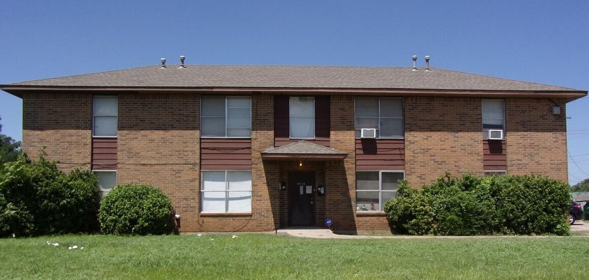 Building Photo - 6013 S McKinley Ave