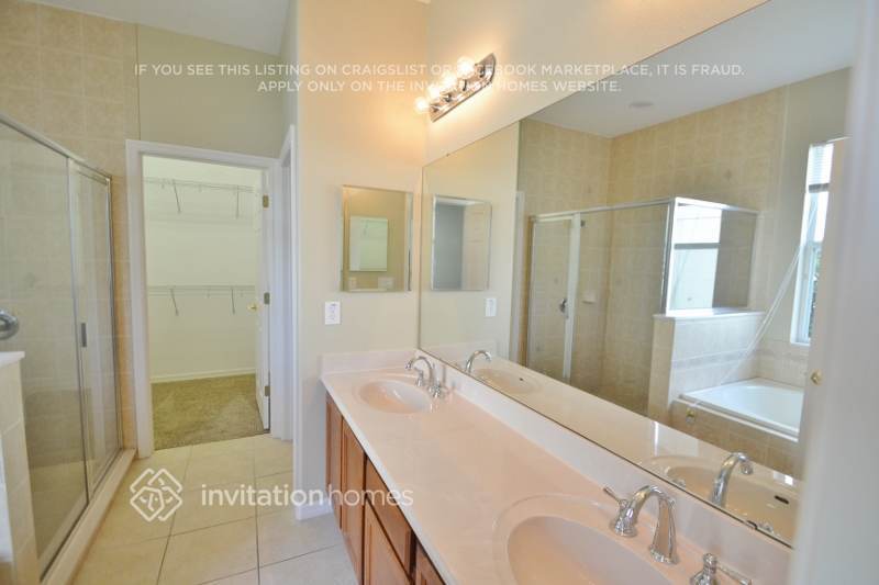 Building Photo - 14669 Black Cherry Trail