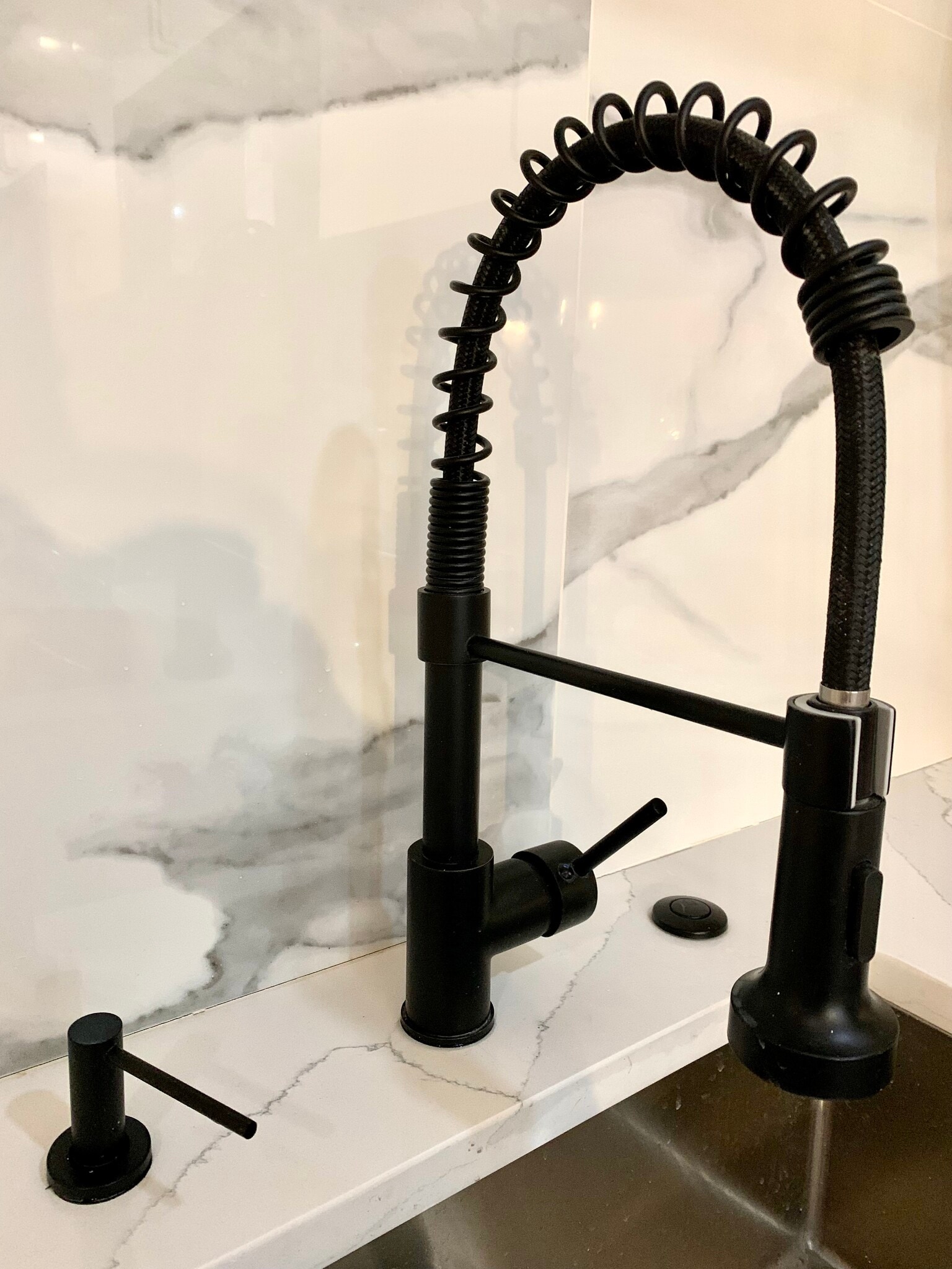 Building Photo - 1506 N Stillman St