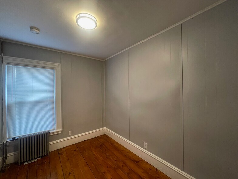 Building Photo - 57 Summer St