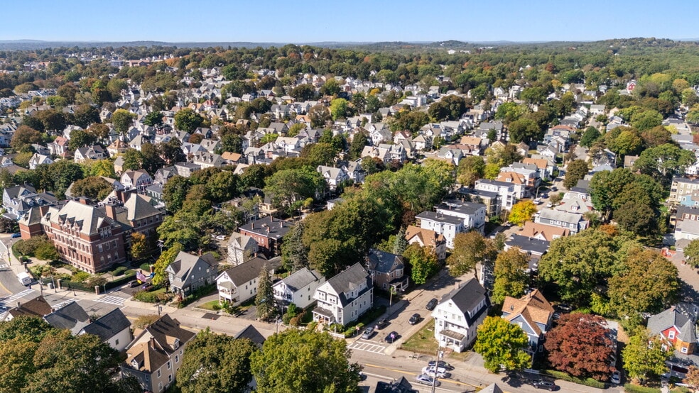 Building Photo - 22 S Walter St
